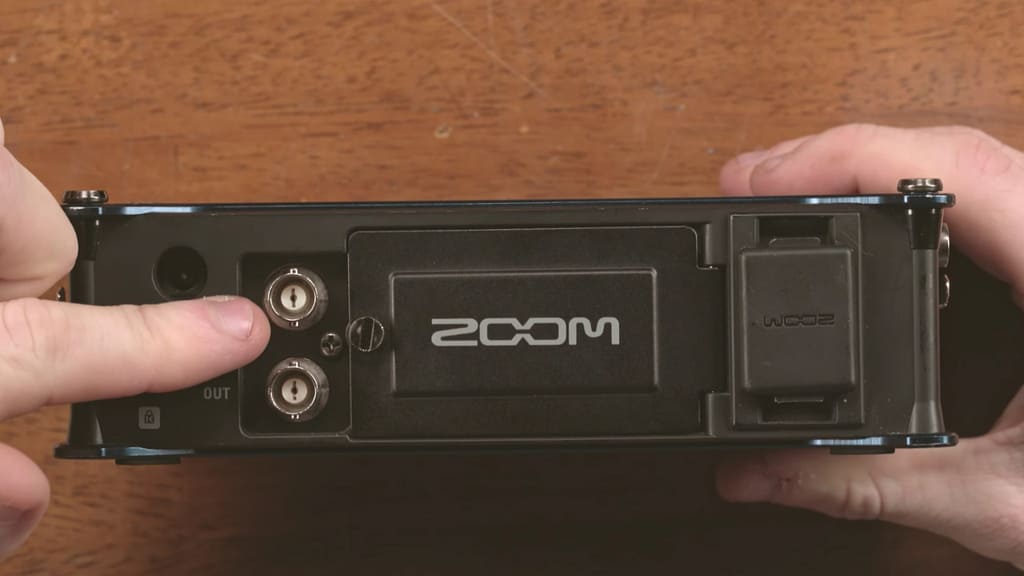 Zoom F8 review - sync in and out ports